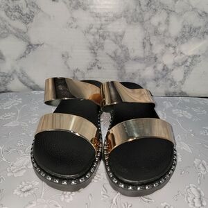 Fashion Nova Sandals Women's Size 8 Gold Patent Leather Flat Slip Ons